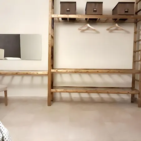 Bright In - 30 Sqm + Enclosed Garden Appartement