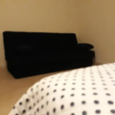 Apartment Bright In - 30 Sqm + Enclosed Garden *
