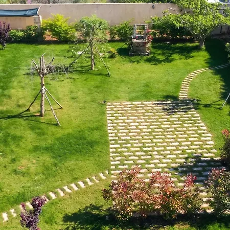 Bright In - 30 Sqm + Enclosed Garden Διαμέρισμα Gallipoli