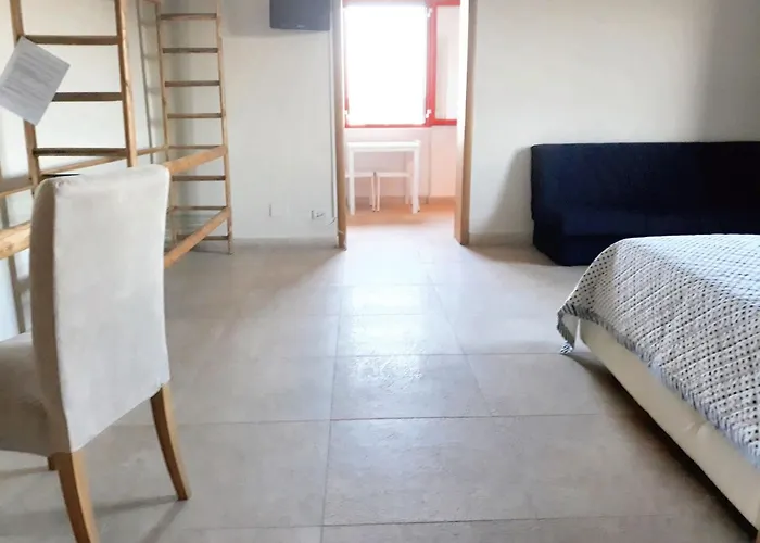 Bright In - 30 Sqm + Enclosed Garden Gallipoli